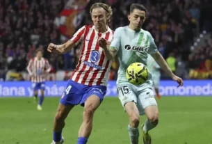 Vargas y Fidalgo durante su debut con sus equipos en España