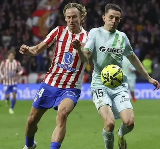 Vargas y Fidalgo durante su debut con sus equipos en España