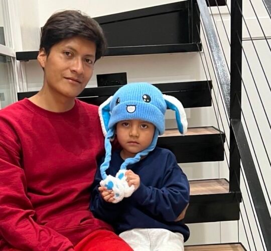 Liam Conejo Ramos y su padre