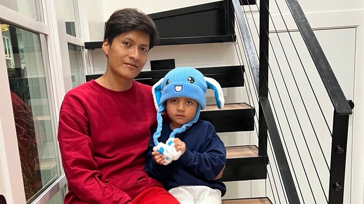 Liam Conejo Ramos y su padre