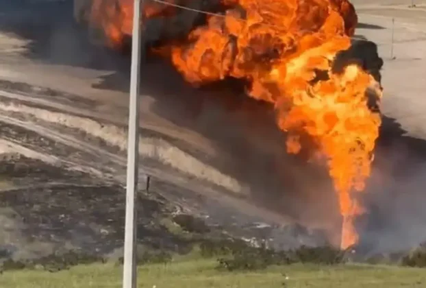 Explota ducto de Pemex en Playas Rosarito
