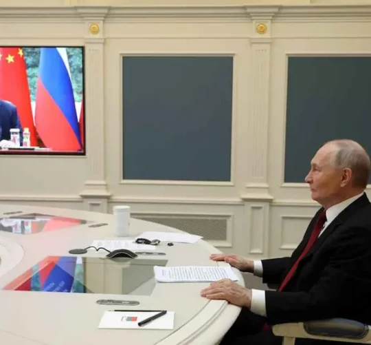 Vladímir Putin y Xi Jinping discuten sobre ideas de Trump