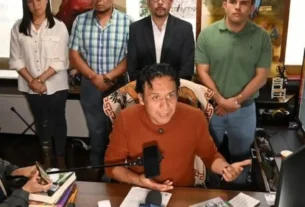 Marx Arriaga fungía como director general de Materiales Educativos