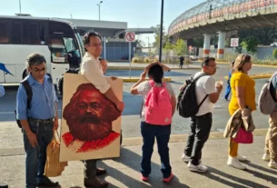 Tras recibir el oficio dijo que estaba listo para irse de las oficinas.