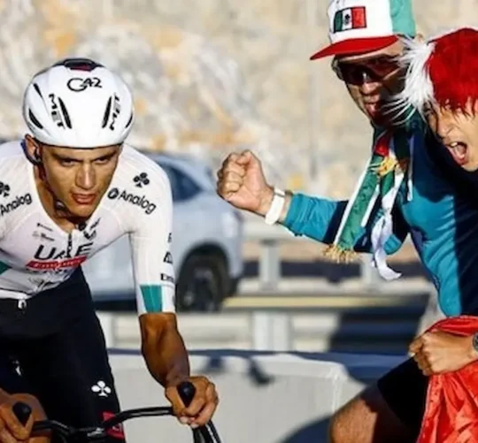 El mexicano Isaac del Toro Romero se consolidó en esta Etapa 3 como uno de los grandes protagonistas del UAE Tour 2026