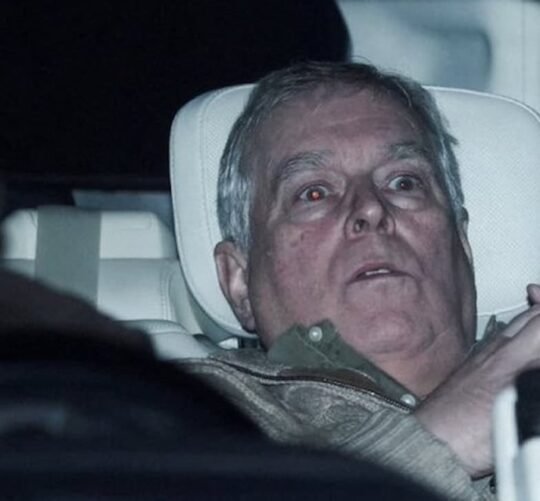 Mountbatten-Windsor fue detenido e interrogado por detectives de la Policía de Thames Valley