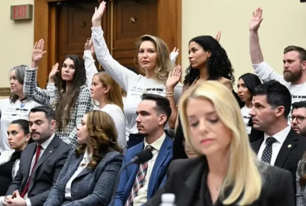 Los representantes Suhas Subramanyam y Jamie Raskin han invitado a la familia de la fallecida Virginia Roberts Giuffre