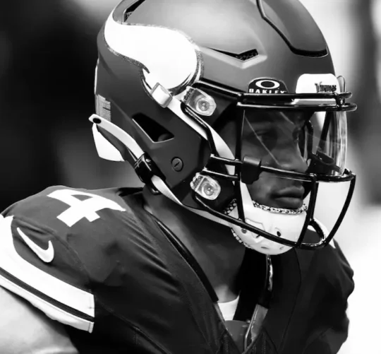 Moore se rompió el ligamento cruzado anterior en el primer juego de pretemporada