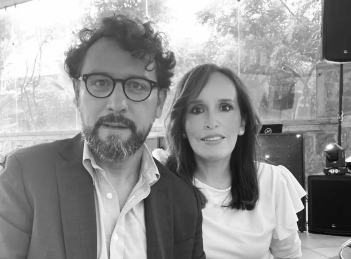 foto de la pareja tello