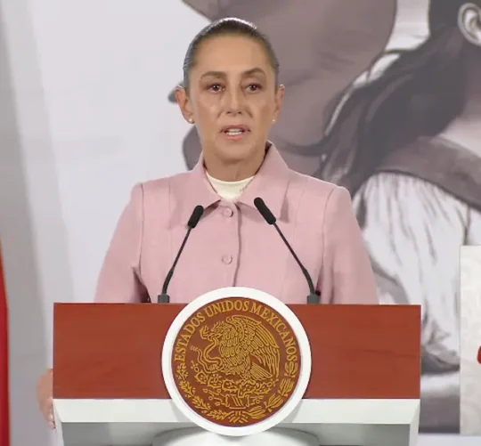 Claudia Sheinbaum habla sobre el Super Bowl LX en su conferencia matutina.