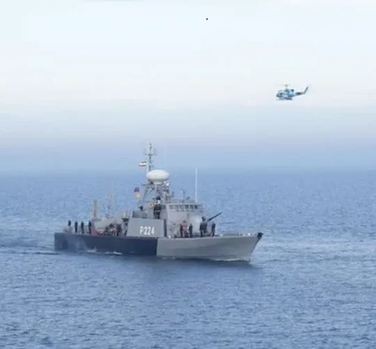 La operación incluye simulacros de cierre de la ruta marítima por la que circula cerca del 20% del petróleo mundial