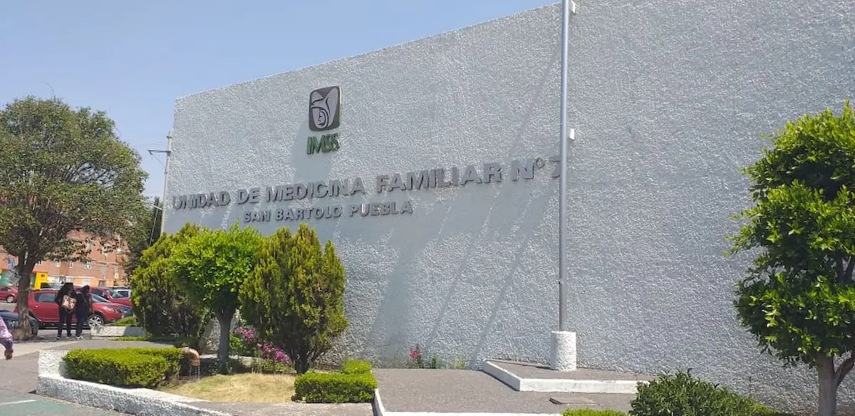 fachada de clinica 7 imss puebla