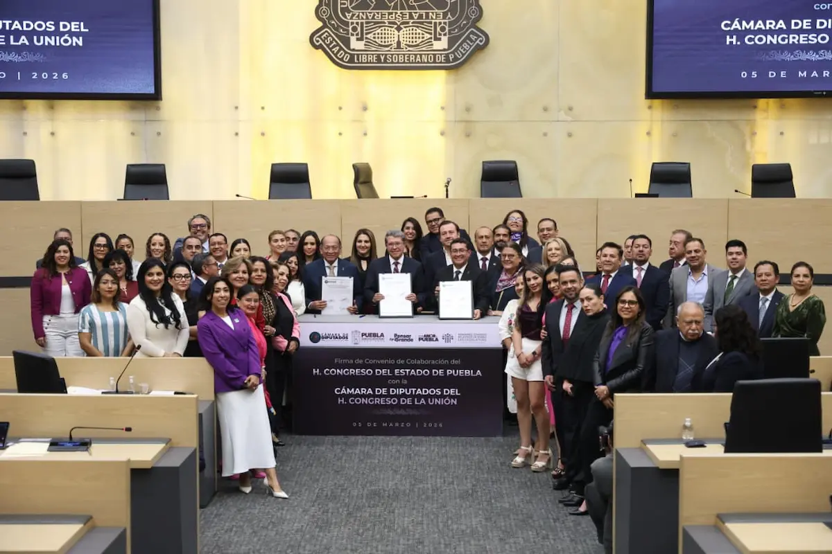ricardo monreal en el congreso de puebla