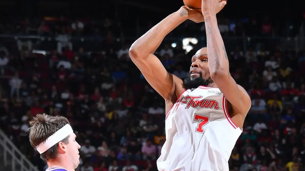 La estrella de Houston deja atrás al ícono de los Chicago Bulls y consolida su legado en la NBA tras 19 temporadas