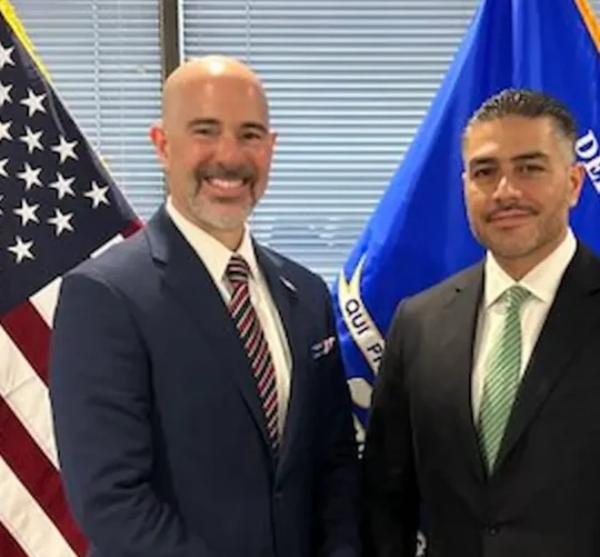 En la reunión se discutió la colaboración transfronteriza en la lucha contra el narcotráfico y la creación de comunidades más seguras.