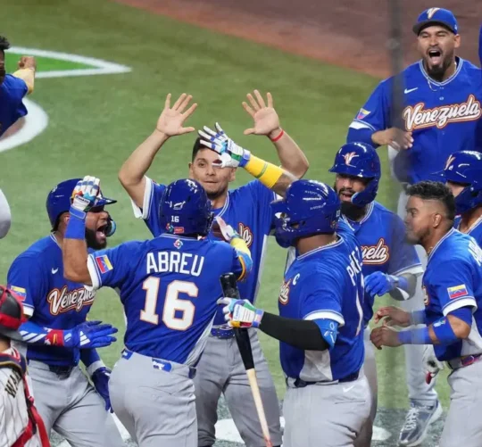 Venezuela se consagró como la mejor selección de béisbol del planeta tras vencer en Miami a la novena de Estados Unidos