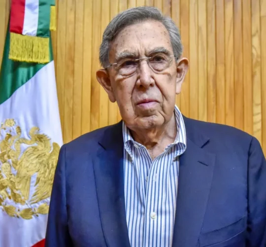 el ingeniero Cuauhtémoc Cárdenas Solórzano presidirá la Comisión Consultiva del Petróleo que creará Petróleos Mexicanos (Pemex).