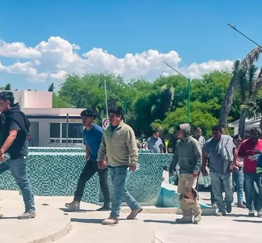 “Se decidió implementar un operativo con un estado de fuerza sin precedente, 620 elementos de las fuerzas de seguridad y con tres aeronaves que están colaborando, así como el gabinete de seguridad completo encabezado por el gobernador del estado”.