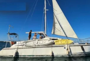 Solo una de las embarcaciones llegó a su destino