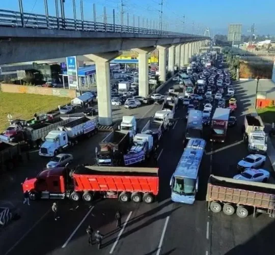Rosa Icela Rodríguez aseveró que se han atendido las demandas de estas agrupaciones, y los instó a continuar con el diálogo "para avanzar en soluciones duraderas que beneficien tanto a los sectores productivos como al conjunto de la sociedad".