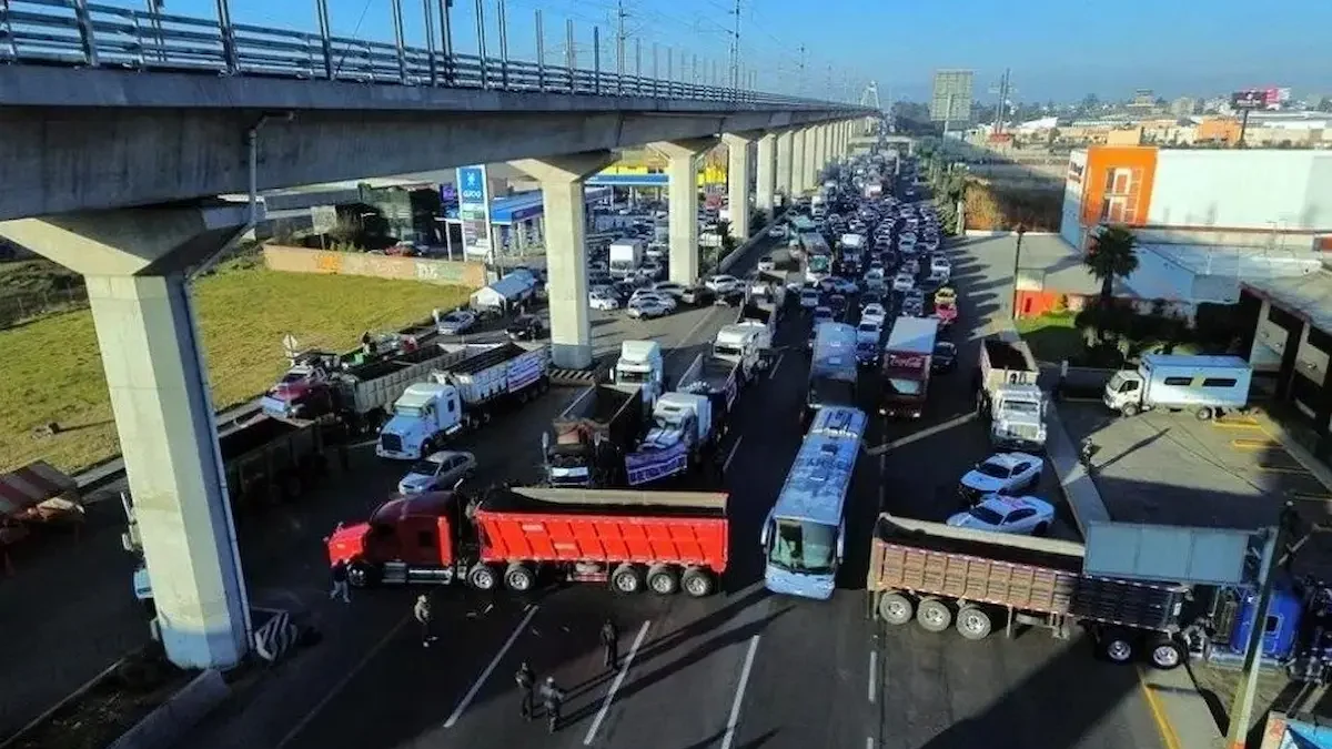 Rosa Icela Rodríguez aseveró que se han atendido las demandas de estas agrupaciones, y los instó a continuar con el diálogo "para avanzar en soluciones duraderas que beneficien tanto a los sectores productivos como al conjunto de la sociedad".