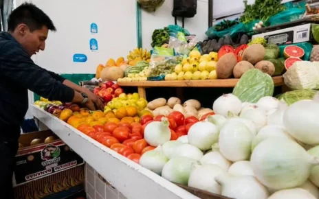 Se registraron aumento de las frutas y verduras; alimentos, bebidas y tabacos; otros servicios y educación.