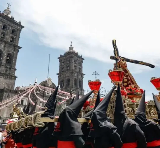 procesion de la calle del silencio