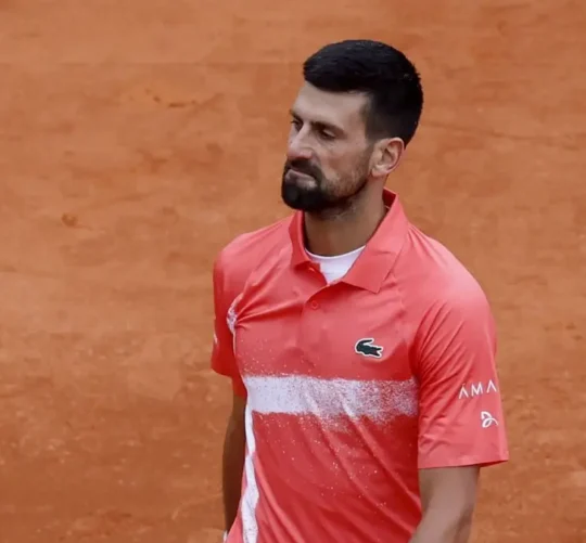 Djokovic se retiró del torneo tras haberse ausentado también del Abierto de Miami