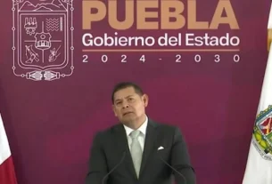 foto de la mañanera del 21 de abril del 2026 del gobernador de puebla