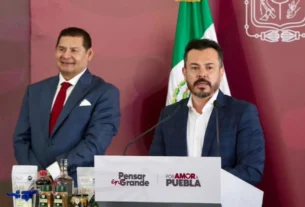 FOTO DE LA MAÑANERA del gobernador de puebla