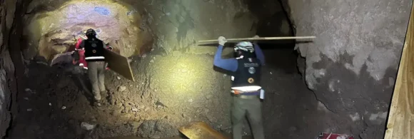 De inmediato se activaron los protocolos para la extracción segura del trabajador.