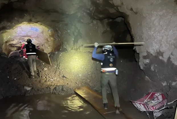 De inmediato se activaron los protocolos para la extracción segura del trabajador.