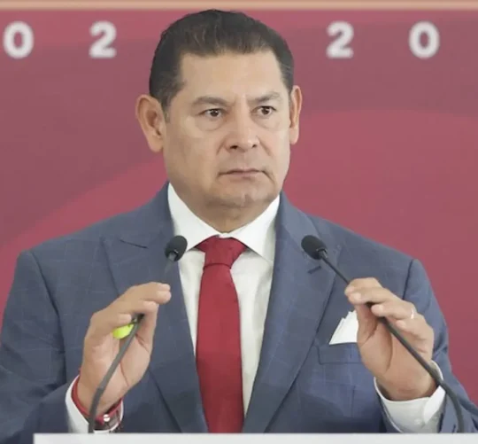 rueda de prensa de alejandro aremtna sobre la sep