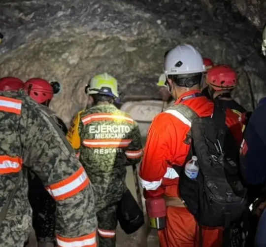 Se indicó que las autoridades mantienen comunicación directa con los familiares para informarles sobre las diligencias.