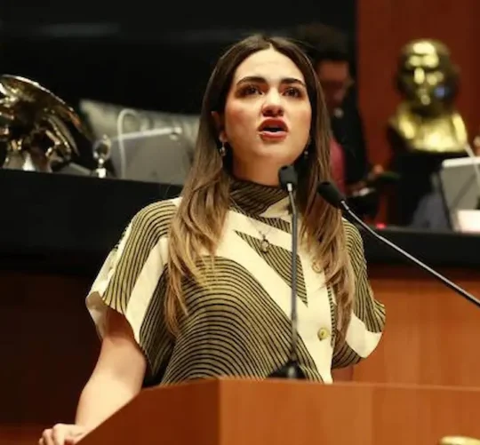 En 2025 fue denunciada por la presunta comisión de actos anticipados de campaña, promoción personalizada, uso indebido de recursos públicos y propaganda gubernamental, por la realización de las “caravanas” y “brigadas de salud” en Chihuahua