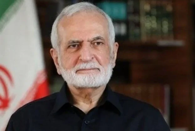 Kharrazi fue trasladado a un hospital donde permanecía en estado grave, y finalmente falleció