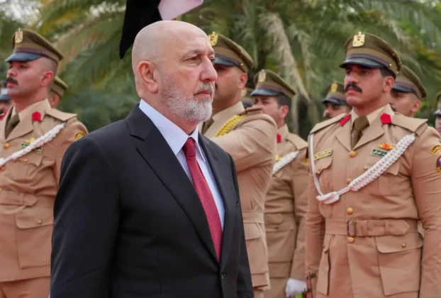 El parlamento de Irak indicó que Nizar Amedi obtuvo 208 votos frente a los 15 de su oponente, Muthanna Amin