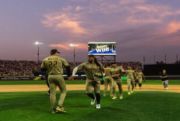 Los Padres fueron de menos a más para llegar a 18 triunfos con 8 derrotas y seguir a la cabeza de la clasificación en la división oeste de la Liga Nacional.