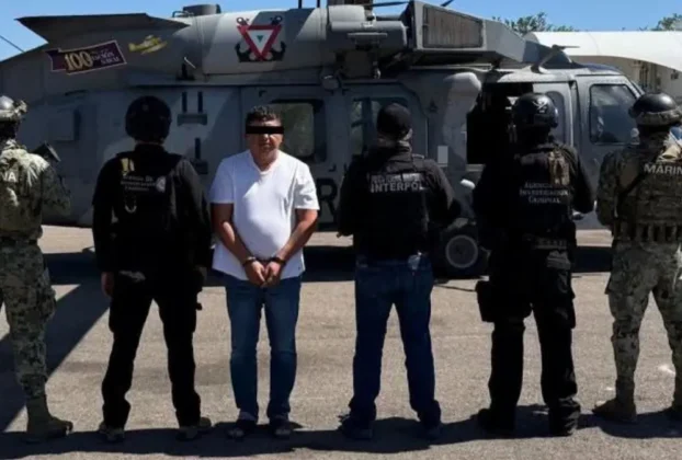 Se ofrecía una recompensa de 5 millones de dólares por información que llevara a su captura