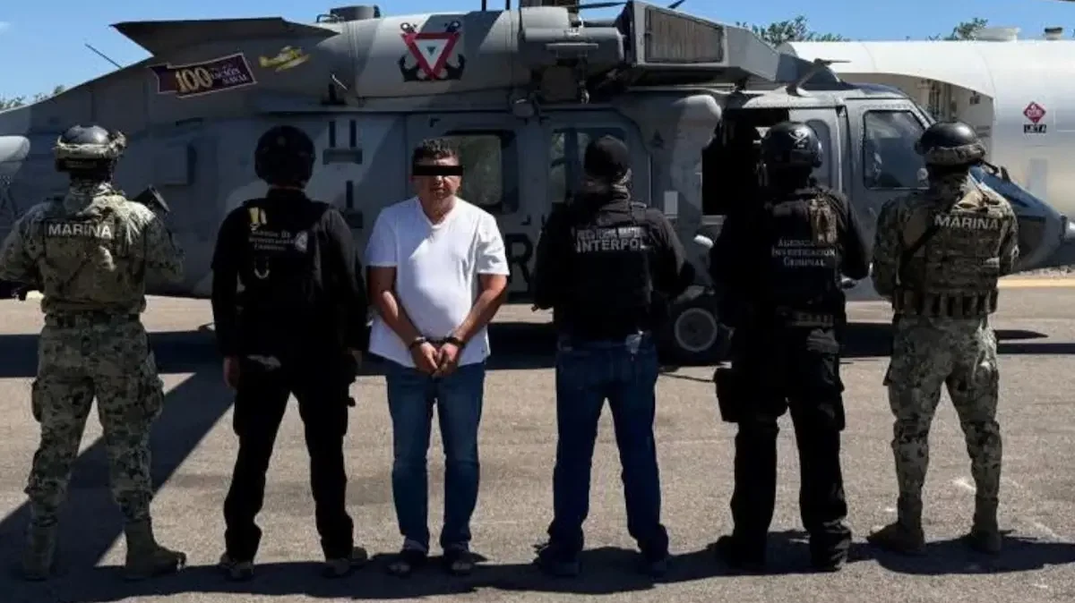 Se ofrecía una recompensa de 5 millones de dólares por información que llevara a su captura