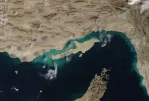 Autoridades de la República Islámica han decidido abrir "completamente" el estrecho de Ormuz a la navegación comercial mientras dure alto el fuego pactado con Estados Unidos.