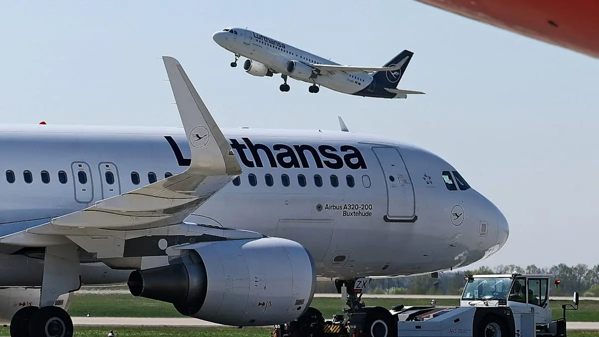 El precio del combustible para aviones se ha duplicado desde el inicio de la guerra de Estados Unidos e Israel contra Irán, dado que el conflicto ralentizó su producción y transporte en el Medio Oriente.