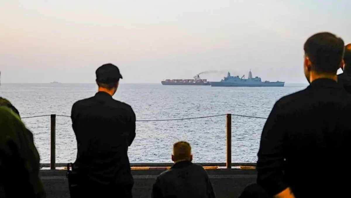 Los ataques fueron llevados a cabo por la Guardia Revolucionaria, según medios iraníes, que informaron que la fuerza incautó dos de los buques y los estaba llevando a Irán.