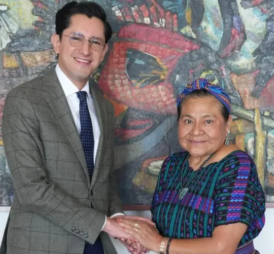 De acuerdo con la Cancillería, el nombramiento busca “fortalecer el cumplimiento del mandato de la presidenta Claudia Sheinbaum Pardo de colocar la igualdad sustantiva y la interculturalidad como ejes transversales de la agenda internacional del país”.