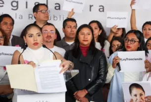 La activista Samara Martínez, impulsora de la denominada Ley Trasciende, reprochó la falta de voluntad política de parte de los legisladores para discutir esta iniciativa a días de que acabe el periodo legislativo