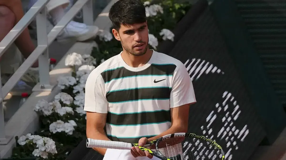 El tenista español decidió no participar en los torneos de Roma y Roland Garros por una molestia física