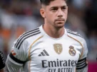 Según diversas fuentes, después del altercado entre los dos mediocampistas merengues, son varios los jugadores del equipo que ya no quieren que el futbolista uruguayo siga en el club