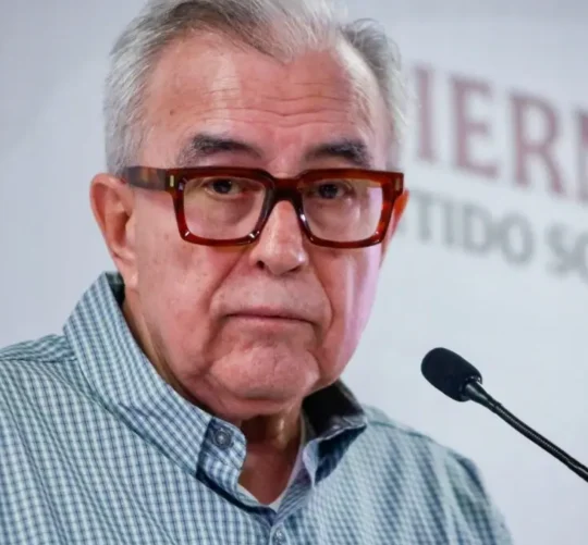 Rubén Rocha Moya pidió “licencia temporal” como gobernador de Sinaloa, tras la investigación que iniciará la Fiscalía General de la República (FGR) por las acusaciones de Estados Unidos en su contra