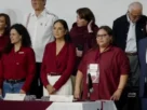 Tras confirmar que acudieron más de mil 800 congresistas del partido, lo que permite el quorum para sesionar, el presidente del Consejo Nacional de este partido inició los trabajos con un mensaje a los morenistas en el que recalcó “en la historia de los movimientos populares, hay momentos en los que no basta ganar elecciones.