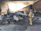 Primeros informes señalan que la pipa trató de ganarle el paso al tren, pero fue impactada. Pronto se alzó una columna de humo, visible a kilómetros de distancia.